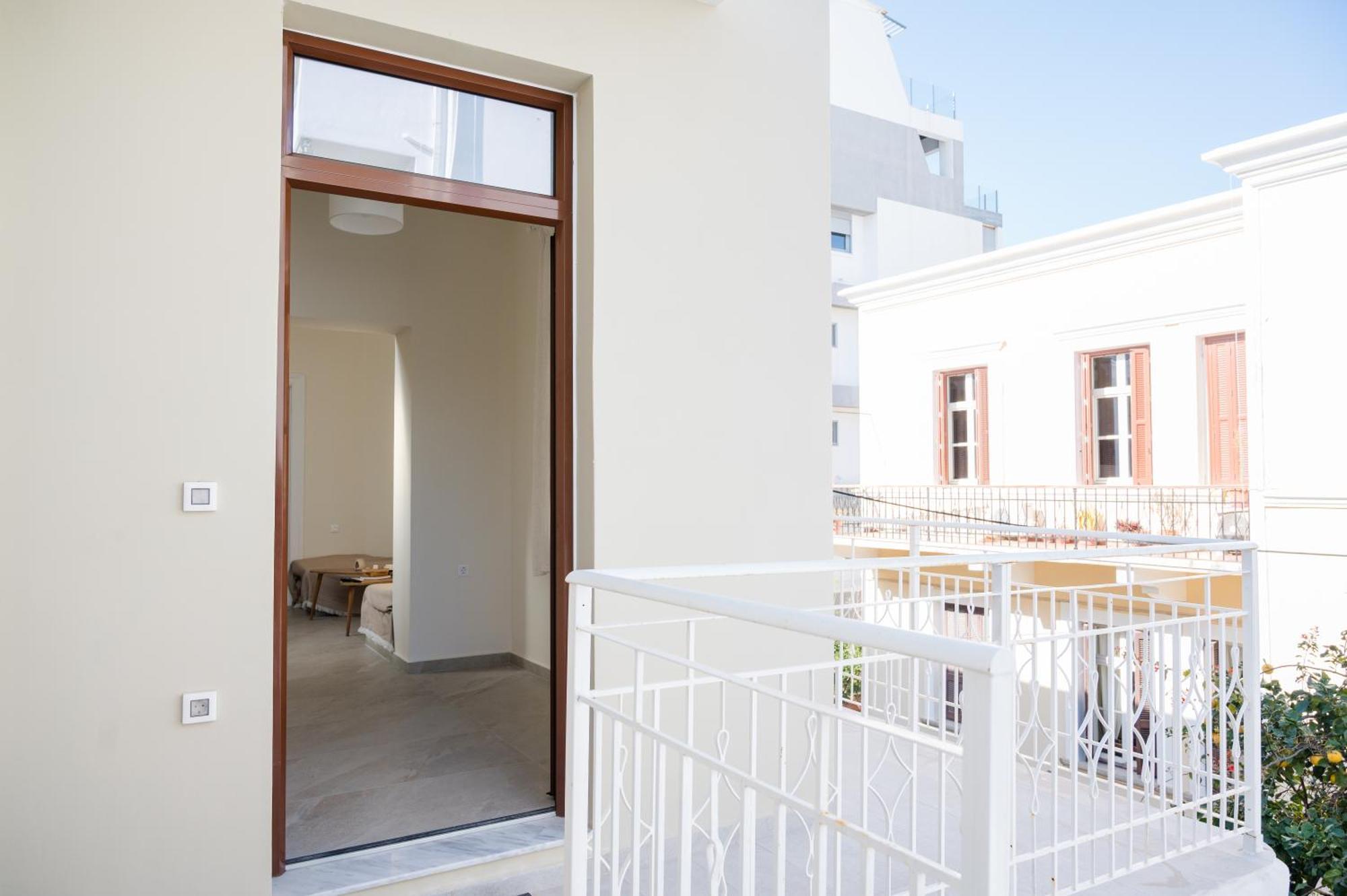 Alcestis Apartment *